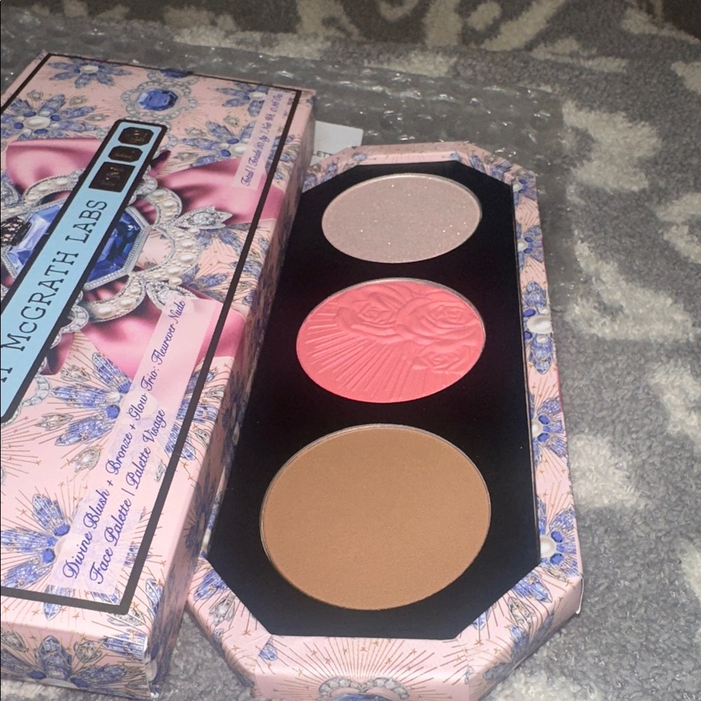 Pat McGrath Divine Blush & Bronze & Glow Trio Fleurever Nude Face Palette 🎨 New - Picture 5 of 17